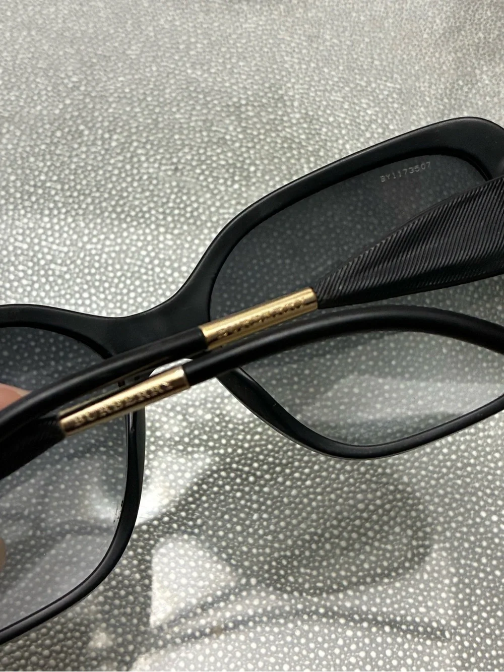 Burberry bold oversized